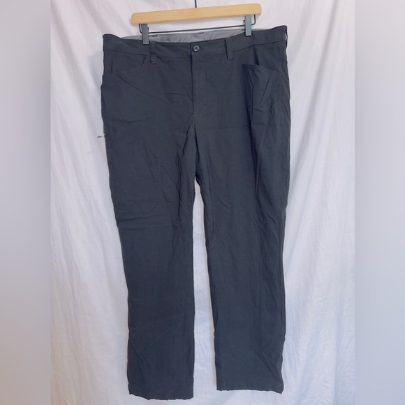 Men's Eddie Bauer Black Fleece Lined Tech Pants size 40 - Picture 1 of 6